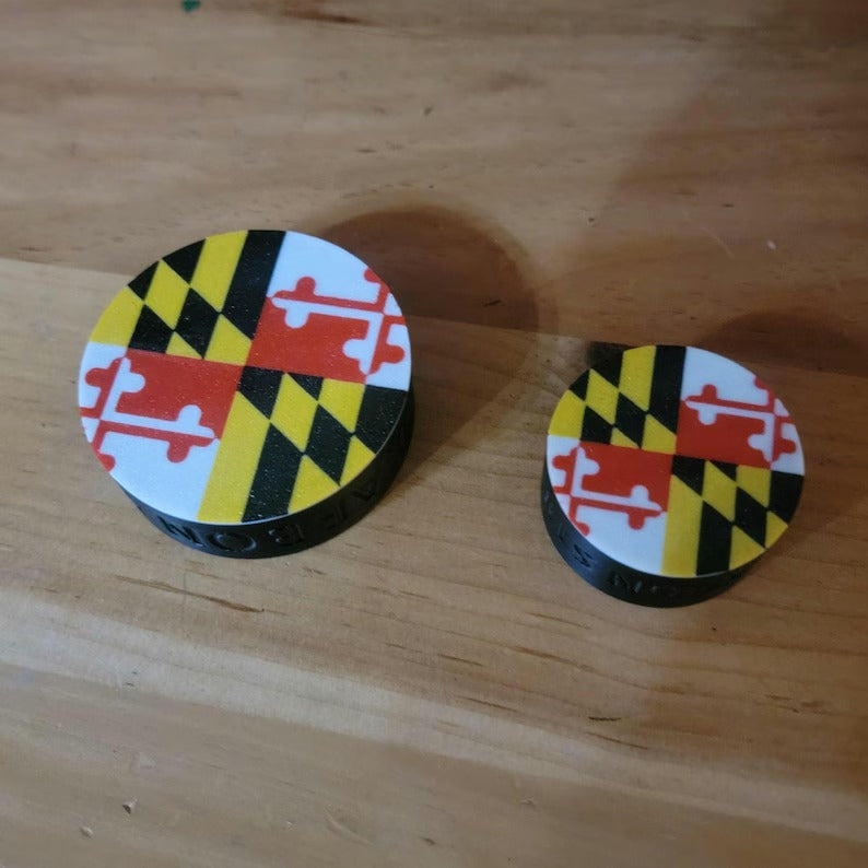 Gym Rack Bolt Covers – Maryland Flag Design